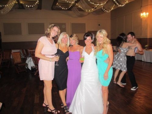 Wedding Picture Etiquette Does Not Apply Here - Image 1