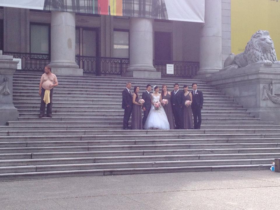Wedding Picture Etiquette Does Not Apply Here - Image 3