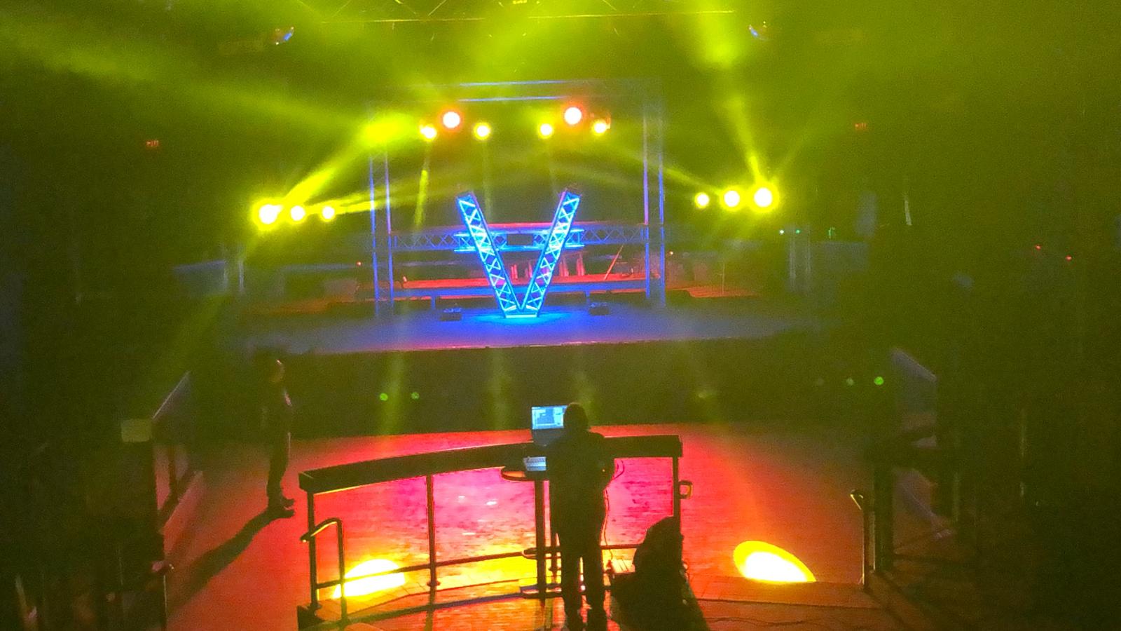 EDM  DJ Shows