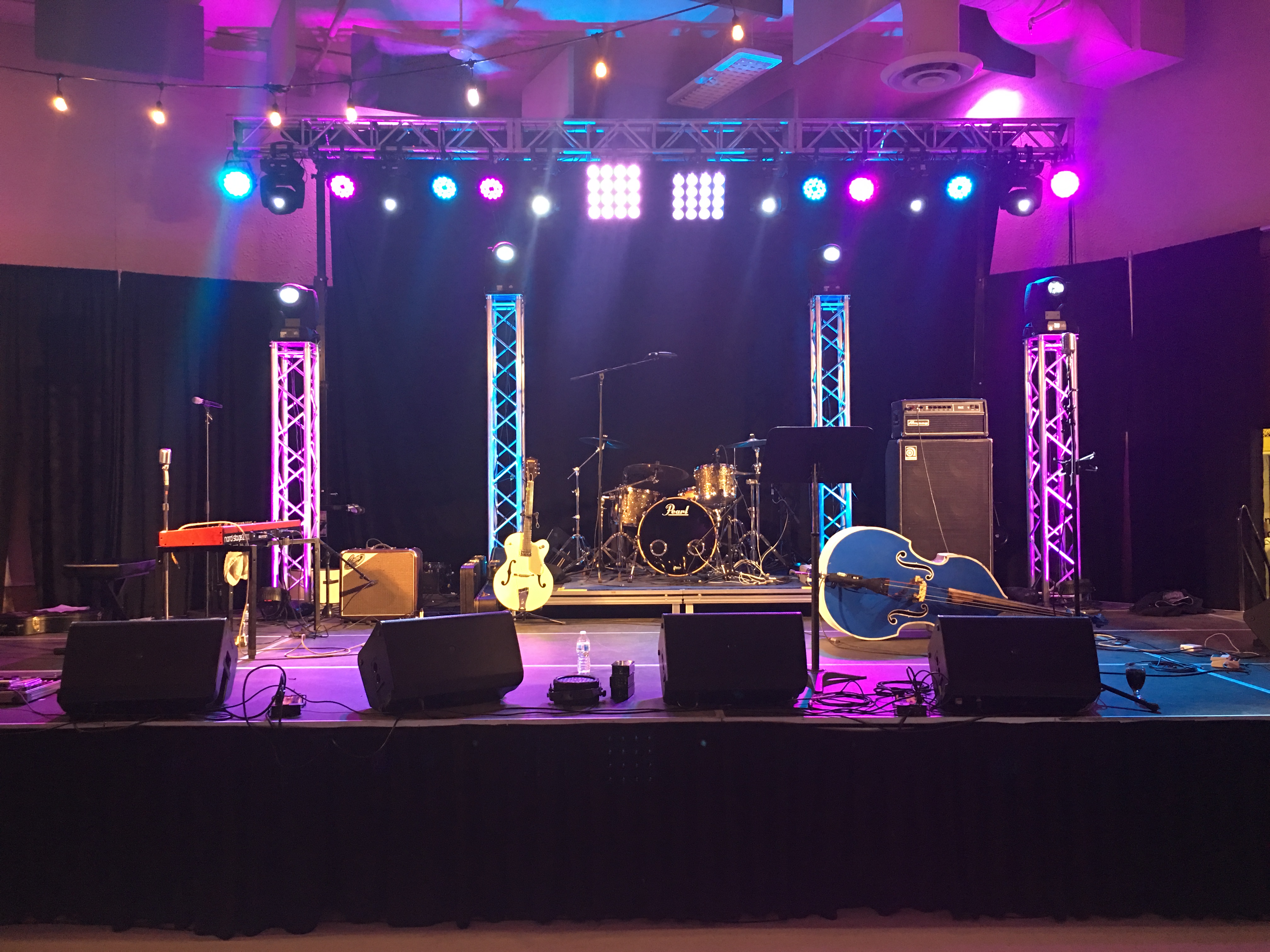 saskatoonyxelivesoundproductionaudiotechniciansaskatoonlivemusicbacklinerentals