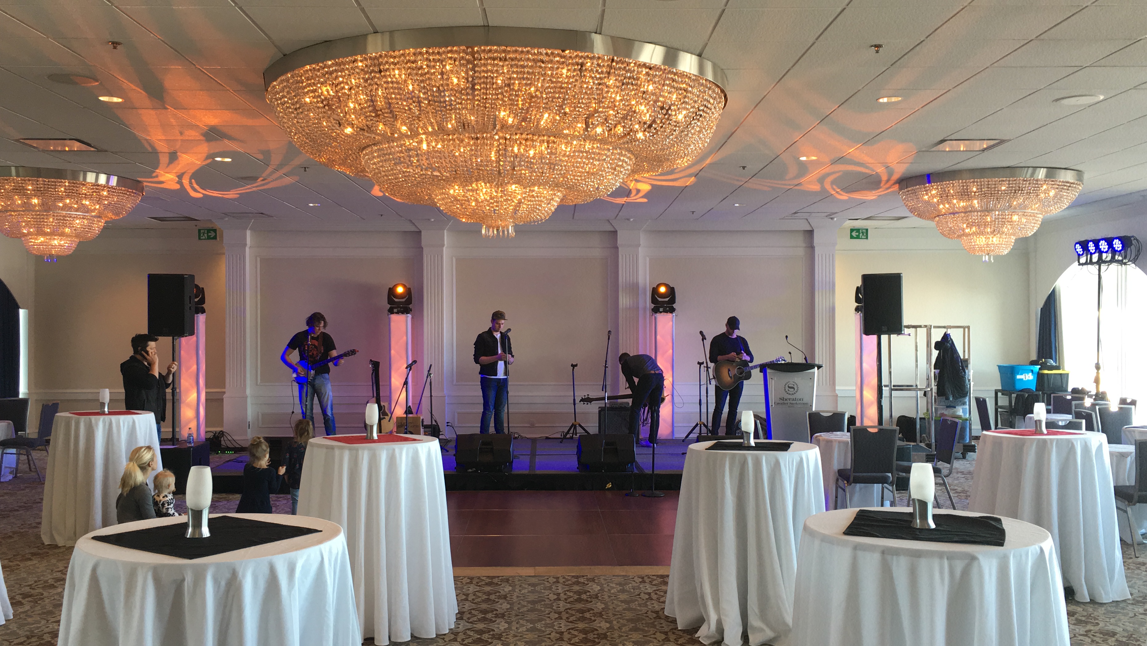 saskatoonyxelivesoundproductionaudiotechniciansaskatoonlivemusicbacklinerentals